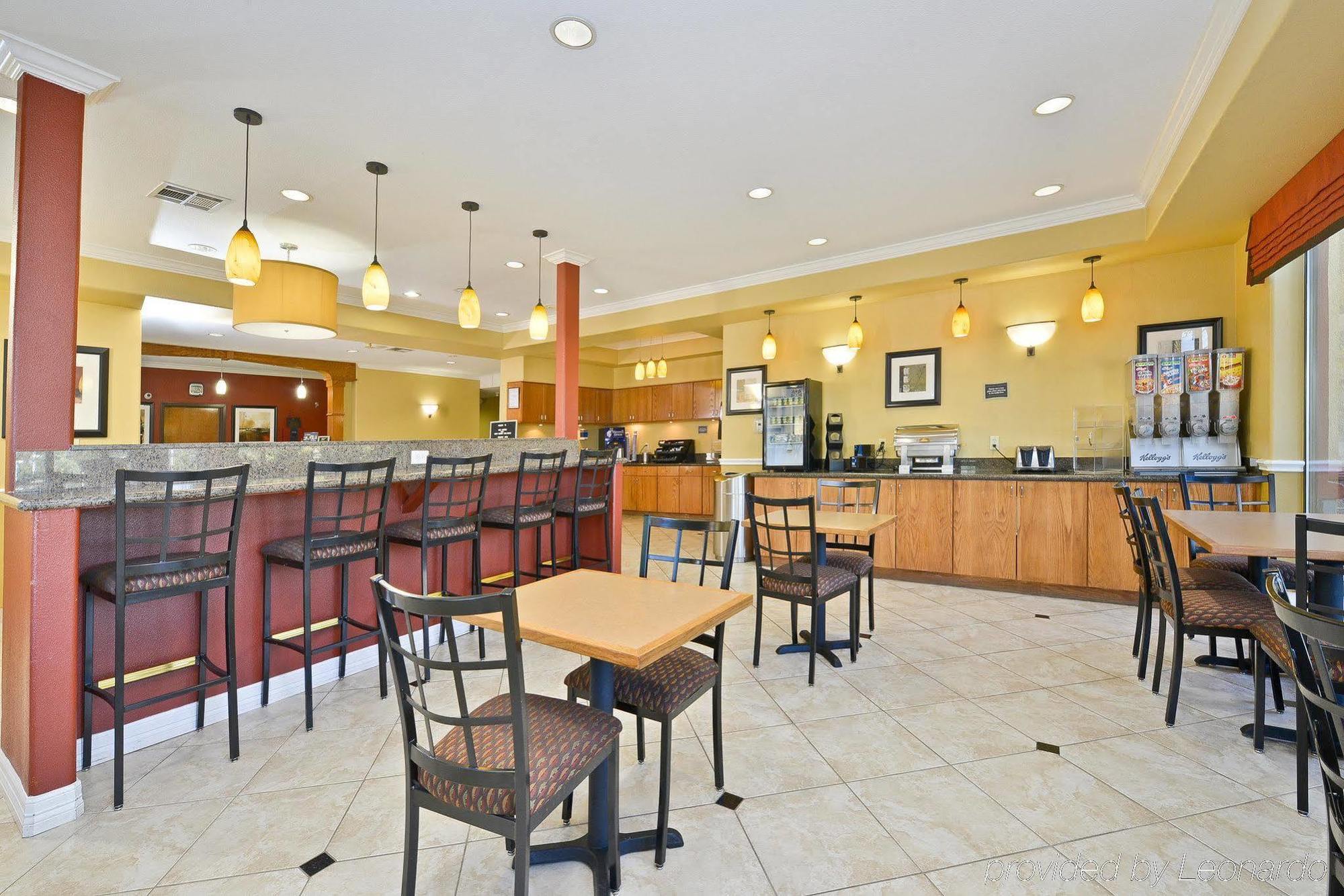 Best Western Plus North Houston Inn & Suites Экстерьер фото