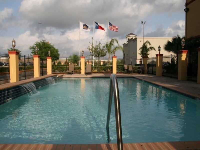 Best Western Plus North Houston Inn & Suites Экстерьер фото